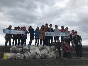 摄理CGM湛放基隆──海堤淨滩活动