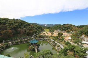 摄理月明洞_自然圣殿的由来