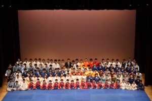 摄理武术表演_大合照